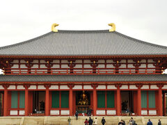 　興福寺は国内で最も有名なお寺の一つだが、伽藍を焼失したため、全体的な形を思い描くことができなかった。興福寺の「絵」といえば長らく東金堂と五重塔がその重任を担ってきたが、これからはこの「中金堂」がその一端を担うかもしれない。この年（2018年）10月に落成後、初めて現地を訪れたが、新しいながらも興福寺の姿に具体性を与えるような役割を果たすだろうと感じた。