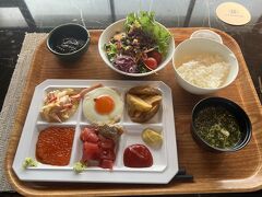 最終日も同じレストランにて朝食を頂きます。もう1件和食専門のレストランもありましたが、こちらのバイキングの方が人気ありますね