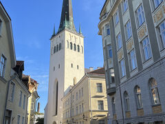 道が細すぎるためか、この教会の前まで行かないとUberが呼べなかったのでこちらへ

778円で宿に戻る