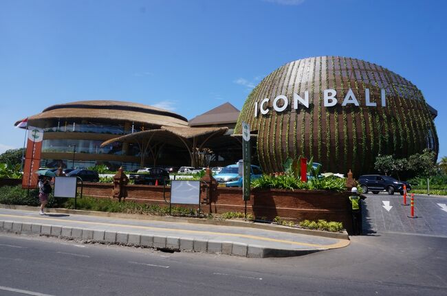 道路側の表玄関