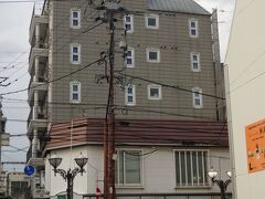 松江シティホテル本館
住所：松江市末次本町31（松江大橋北詰）	
TEL 0852-25-4100
https://www.matsuecityhotel.jp/#