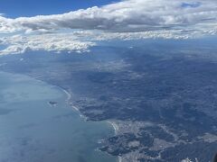 石垣島へGOー！
離陸して直ぐに江の島が見えます
が、富士山は雲で見えず！(>_<)