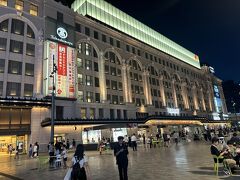 地下鉄御堂筋線で難波へ移動