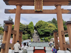 続けて御朱印探しに出発です。
まずは餃子通りお隣にある「宇都宮二荒山神社」に向かいます。