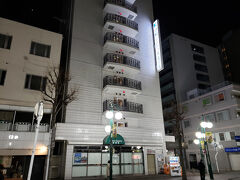 「川崎」駅から徒歩10分ほどの、『川崎セントラルホテル』に宿泊。

駅から少し離れているので、他のホテルよりもリーズナブルな価格でした。