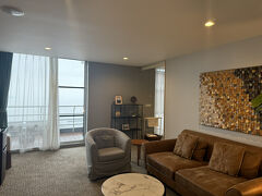 客室で
広々としたリビング