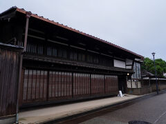 その隣にも、廻船問屋であった旧馬場家住宅もあった。明治6年(1873)の大火後に修繕されたと言う建物は、この界隈最大規模のものだそうだ。こちらは見学可能だったので、立ち寄ることにした。