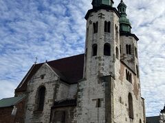 1079年から1098年の間に建てられた歴史的なロマネスク様式の教会。
クラクフで最も古い建物の 1 つ
