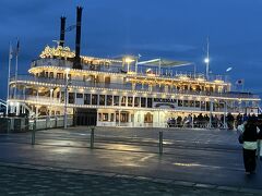 初！ミシガン乗船(^_^)
子供の頃、TVCMやってたけど、今でも関西エリアでは放映されてるんやろうか？