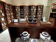 【イソラス（ISORAS）チカラン・ホテル】

こんなジャカルタ郊外のど田舎（昔の私のイメージ）に、こんな素敵なホテルがあるのかぁぁぁ～い～～...驚いた。