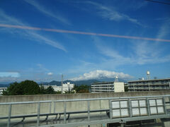 岩手山は雲をかぶってました