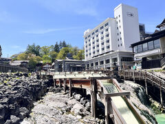 湯畑に戻ってきました

何度も立ち寄りたくなります。