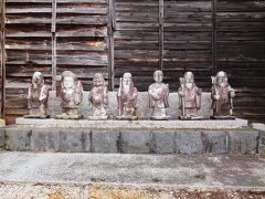 大宝寺入り口の木曽七福神…
