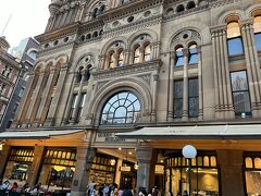 QVB
クイーンビクトリアビルディング！
素敵です！
