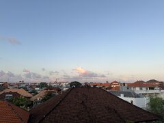 おはようございます。
2日目の朝になります。
こちらは少し日の出が遅いので6時半くらいに起きてゴソゴソ準備を始めます。
結構この時間は日本なんかより全然涼しい！