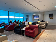 9:25発のヒコーキの時間まで
朝ごはんをPパスラウンジで