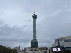 まっすぐリヴォリ通り
→サン＝タントワーヌ通りを直進
『バスティーユ広場』
これこそ
『レミゼラブル』で象がいた広場