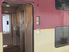 3年前とは異なり、熱田付近まで眠れず、そして小田原を過ぎてから目覚めて、すぐに横浜着。あっという間です。