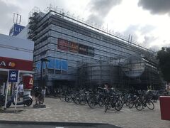 リヴィンオズ 大泉店