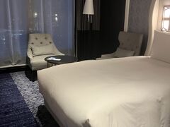 前日に予約したヒルトン横浜にお泊り、なかなか横浜に泊りで行くこともないのでたまには近場でお泊りもよい機会
