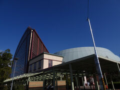 クルマだとすぐそばなので、あっという間に到着です。