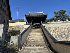 福禅寺。
寺域全体は中世山城・丹花城跡。