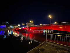 釧路川沿いの夜景がとーっても綺麗。