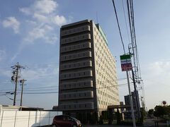 今回宿泊したのは　ホテルルートイン豊田元町
広い道に隣接した平日の宿泊客は、働き盛りの男の人ばっかりで・・驚いた。
