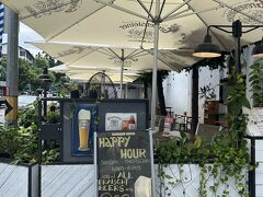大人だけなら、こんなお店で一杯もいいなー