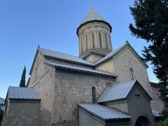 やってきたのはシオニ教会。