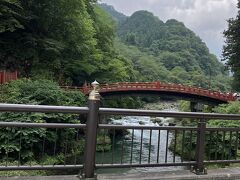 大谷川にかかる神橋を通り過ぎて。この辺り標高600m。