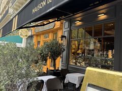 そして　少しお休みしようと入った　Maison de la TRUFFE
今回の旅で一番高級店かな
