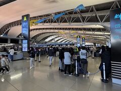 年末の関空。
約９ヶ月ぶりの海外にわくわくします。
今回は夕方発なのでゆったりスタート。
