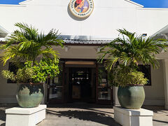 ホノルルコーヒーエクスペリエンスセンターに着きました♪　クヒオから2番バスが便利。