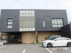 お昼時・・ランチから始めなきゃ・・ちょっと早めのランチへ
美々卯堺店