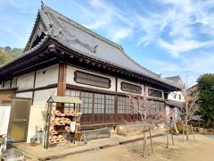 こちらは海福寺の本堂。