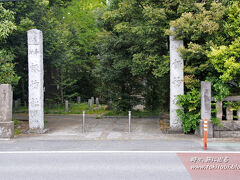 （諏訪神社・東照宮）
道路を挟んだ向かいにある、諏訪神社と東照宮に立ち寄ります。
