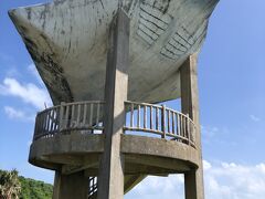 マンタの展望台に上がります。