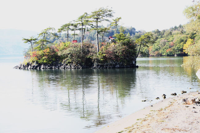 「十和田湖」に戻り湖畔散策、、、～～