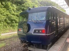 戻ってきた。