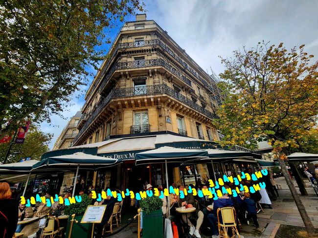 ここが『CAFÉ レ・ドゥ・マゴ』です。やはり人気でスタンバイ列が出来ていました。