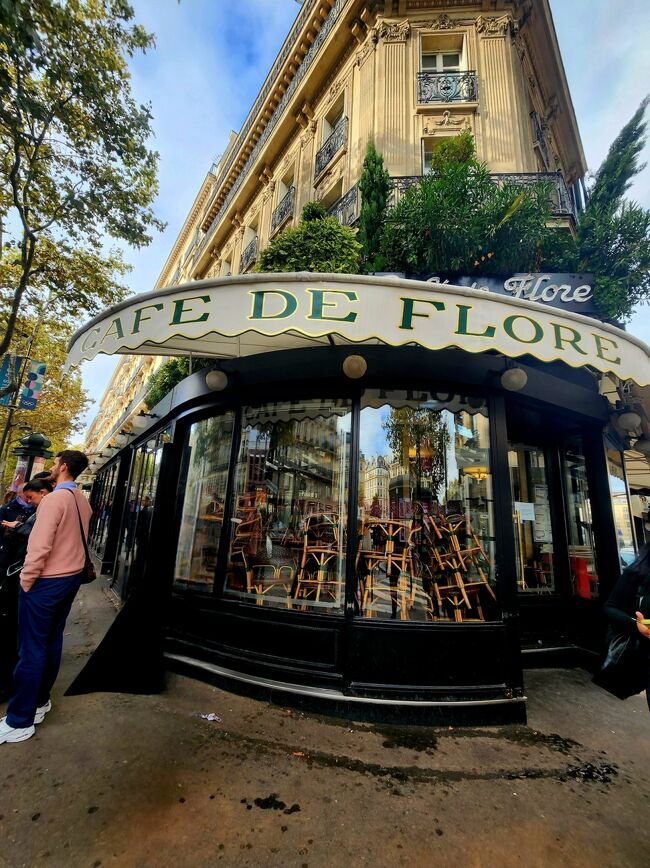 それならばと『CAFÉ ド・フロール』へも行ってみました。残念ながら休業日？でした。