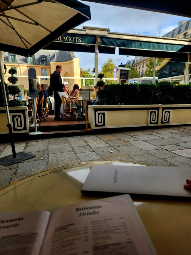 16:00　ギャルソンが直ぐ来てくれました。