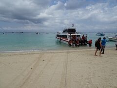 下りるときはどうしてもいったん海に入ることになります。最初からウォーターシューズ履いてきてよかった。
