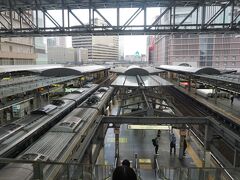 大阪駅で乗り換えてＪＲ神戸線新快速で1時間ちょっとで・・・