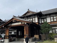 お茶でもしようかと、奈良ホテルへ。