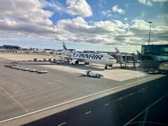 ゲートに到着。僕の搭乗便の30分後にJALの羽田便が出る予定だったり、そのちょっと後にも日本行きの便があったようで、成田に向かうフィンエアーはなんとガラガラ！！ラッキー過ぎます。