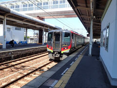 多度津（12:49発）→高知（14:42着）7駅　
JR特急南風9号（高知行）