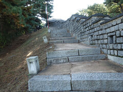 かなりの急こう配が続きます。