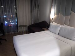 ホリデイ イン エクスプレス バンコク スクンビット 11 バイ IHG